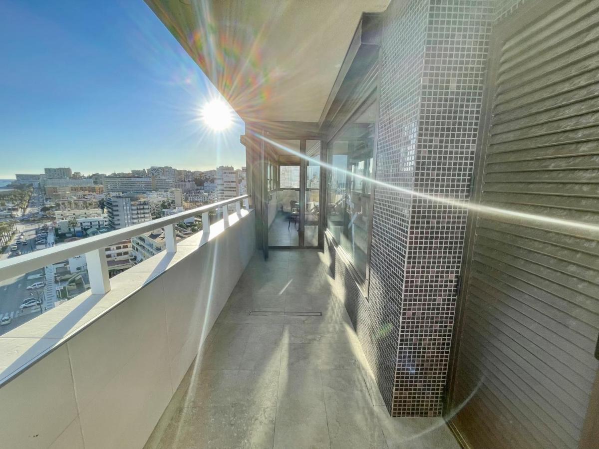 Exclusive Beachfront Apartment Torremolinos - Pool - Paddle - Tenis - Wifi - Central Aircon Exterior photo